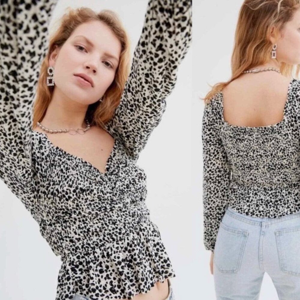 UO Shaina Ruched Long Sleeve Top Leopard Print Size L